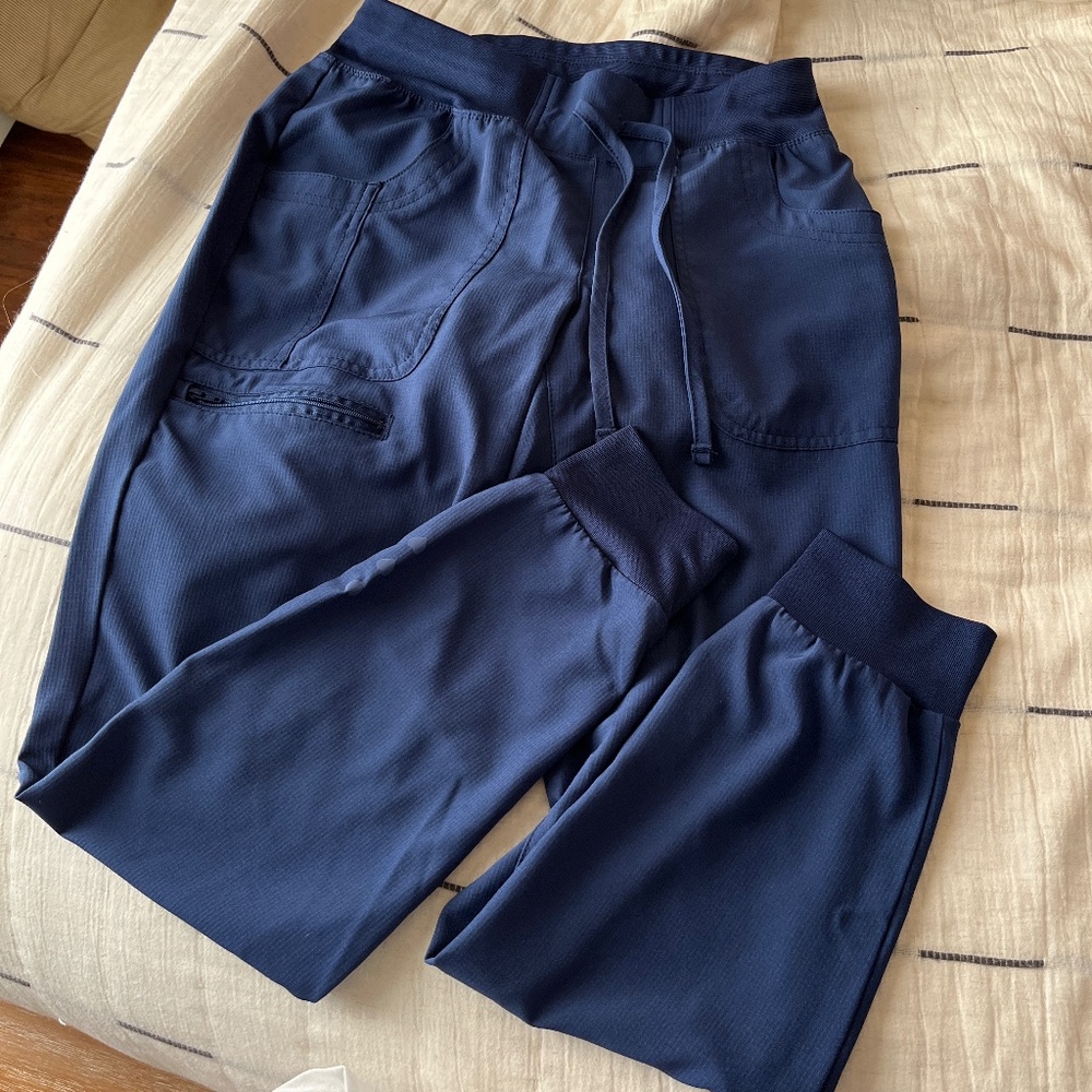 HeartSoul scrubs set
